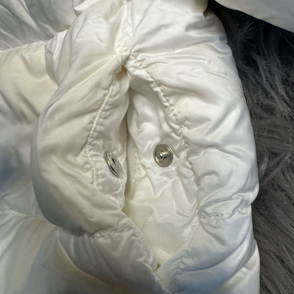 MONCLER Enfant Puffer Jacket LOVE Hoodie White Down Feather Zip 9-12 M ITALY - Picture 3 of 15